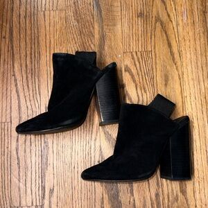 Steve Madden Black Suede Mules